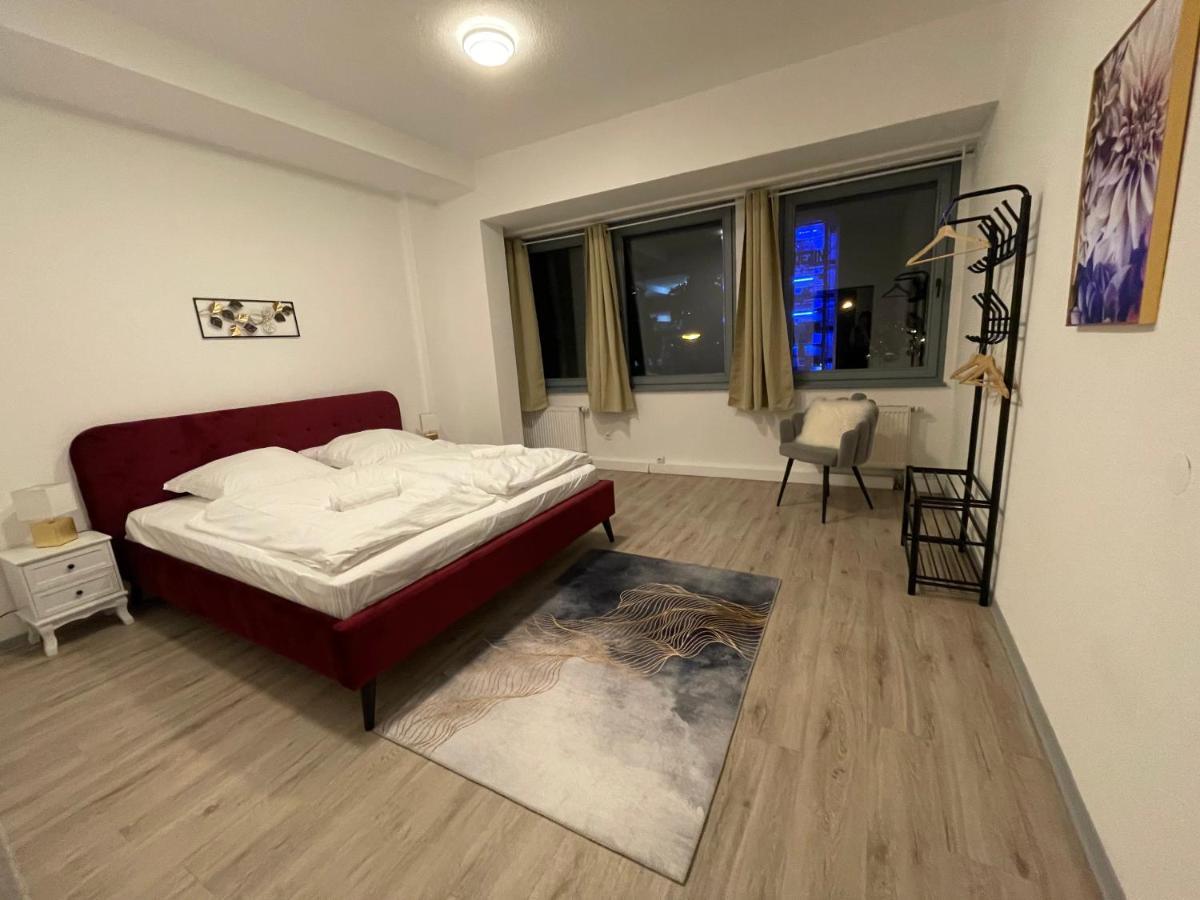 Urbansuites - Modern & Zentral In Der City - Dein Zuhause In Stuttgart Estugarda Exterior foto