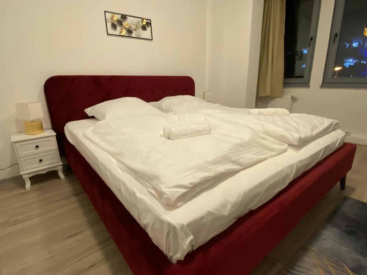 Urbansuites - Modern & Zentral In Der City - Dein Zuhause In Stuttgart Estugarda Exterior foto