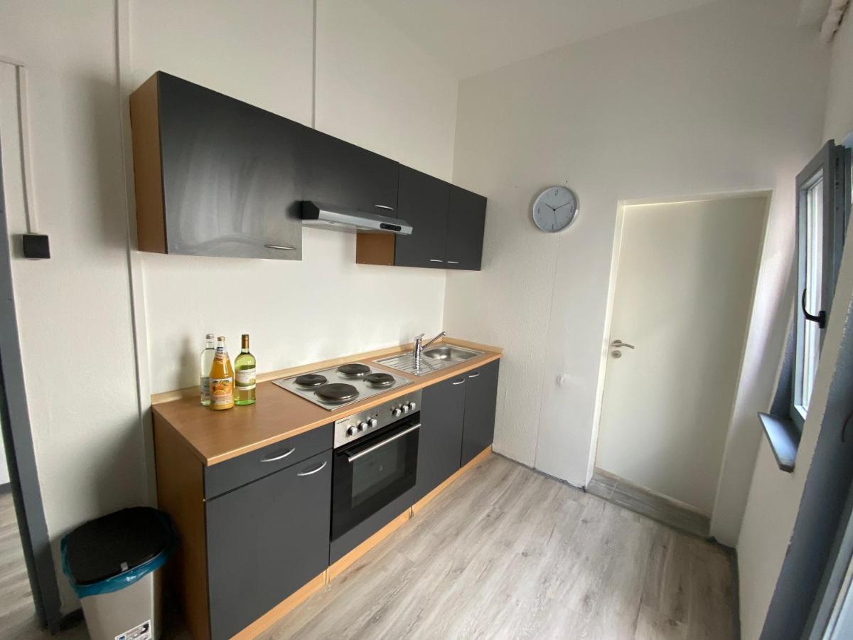 Urbansuites - Modern & Zentral In Der City - Dein Zuhause In Stuttgart Estugarda Exterior foto