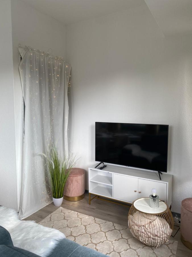 Urbansuites - Modern & Zentral In Der City - Dein Zuhause In Stuttgart Estugarda Exterior foto