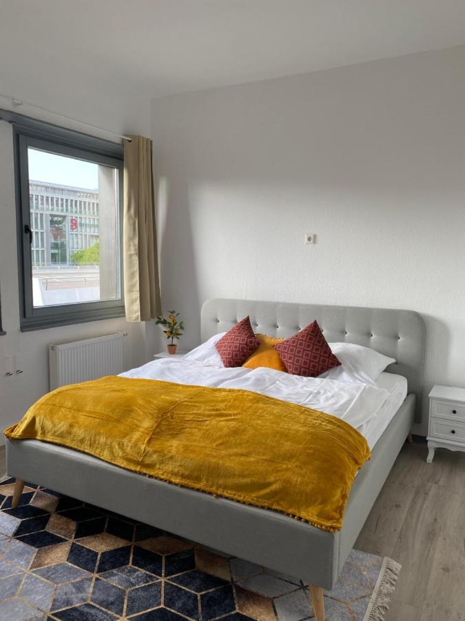 Urbansuites - Modern & Zentral In Der City - Dein Zuhause In Stuttgart Estugarda Exterior foto